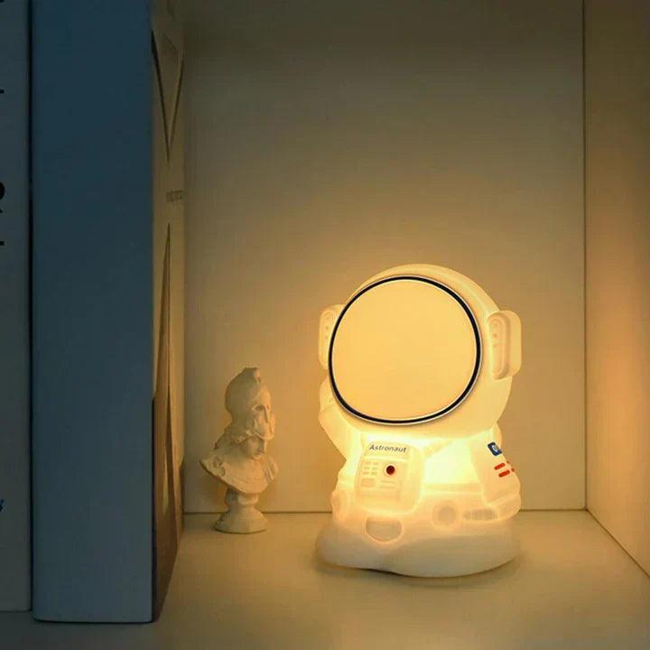 Astronaut Night Silicone Lamp - Kalesh Monk