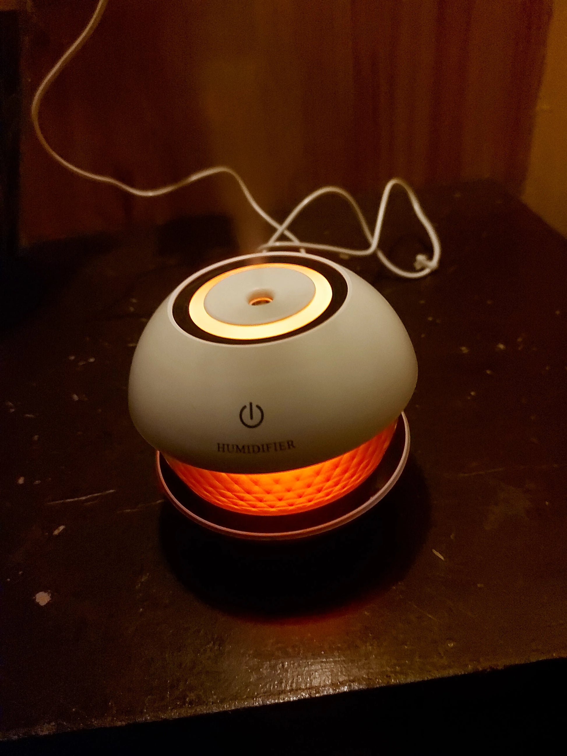 Diamond Humidifier – USB Cool Mist Aroma Diffuser with LED Light | Elegant Crystal-Style Air Purifier for Bedroom, Office & Gifting