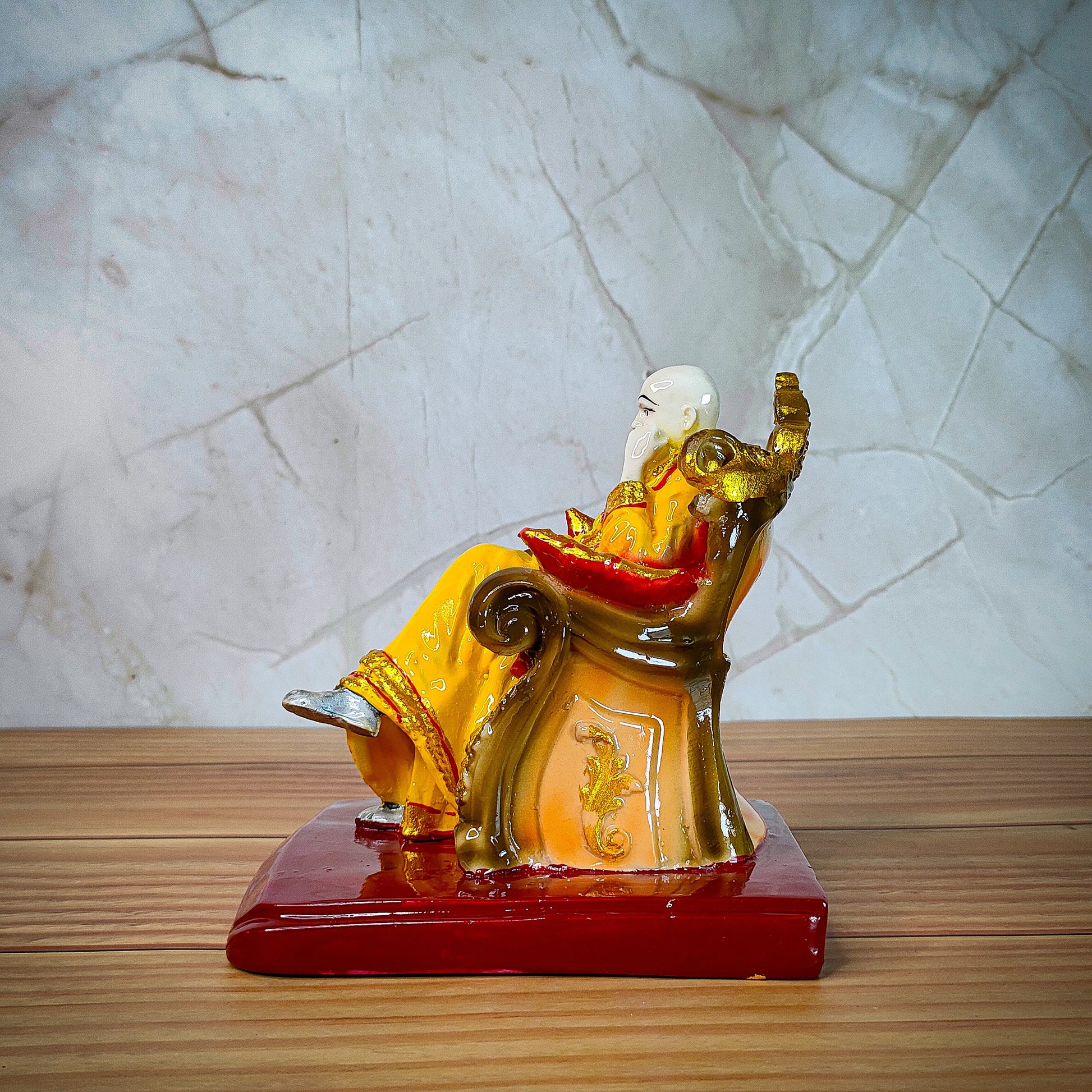 Guruji Swaroop Murti Resin Handmade sculpture Idol ( Yellow )