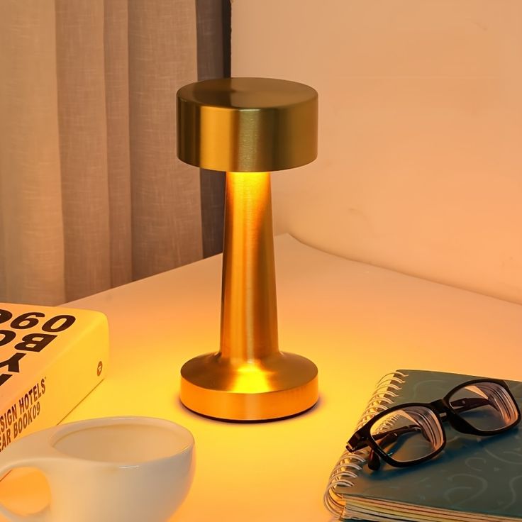 Rechargeable LED table lamp