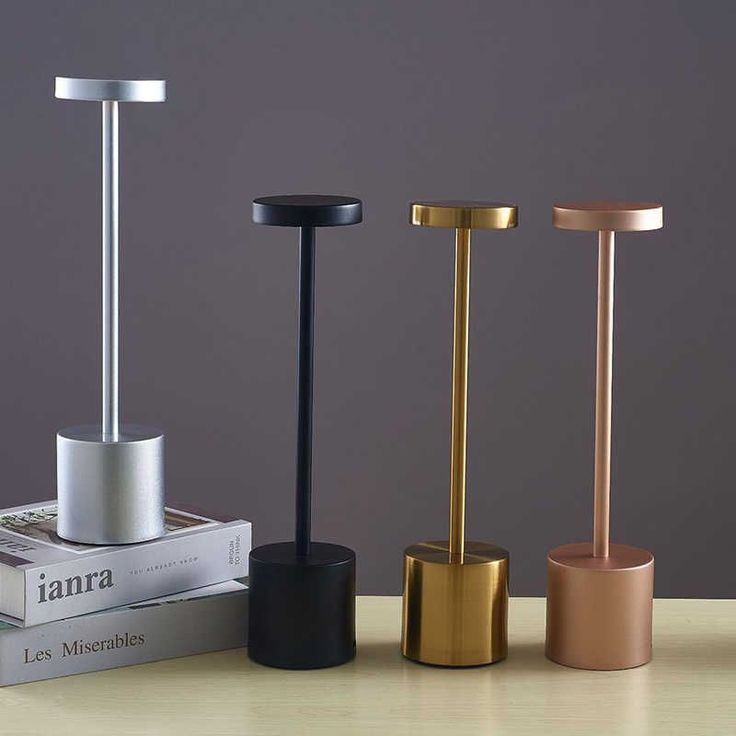 Rechargeable LED table lamp