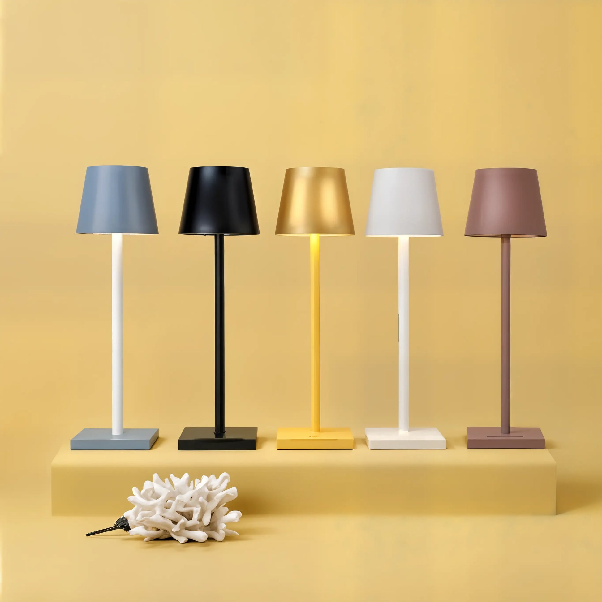 Rechargeable LED table lamp