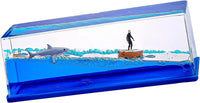 Floating Man vs Shark Water Tank Paperweight – Anti-Stress Liquid Motion Decor Toy for Office, Desk & Gifts – Unsinkable Diver Optical Illusion